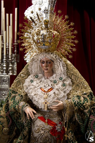 Esperanza Macarena en Besamanos 2015. Fran Granado/Fco. Montiel 